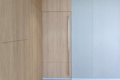 某改修工事 大扉側面